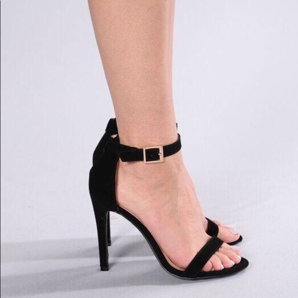 Fashion Nova Heels - Picture 4 of 5